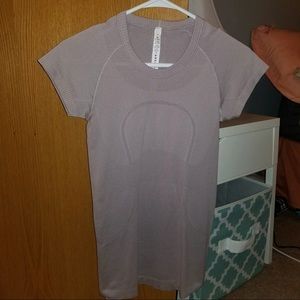 Lululemon Swiftly Tech shirt